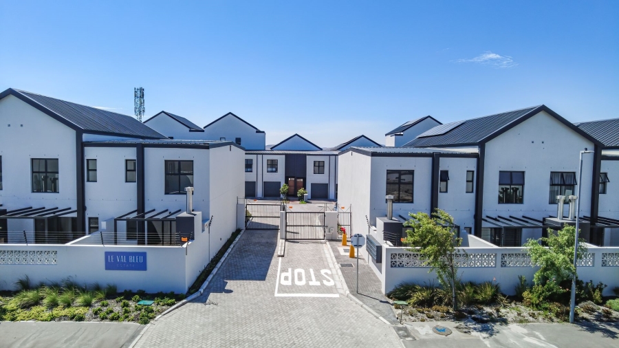 3 Bedroom Property for Sale in Sandown Western Cape